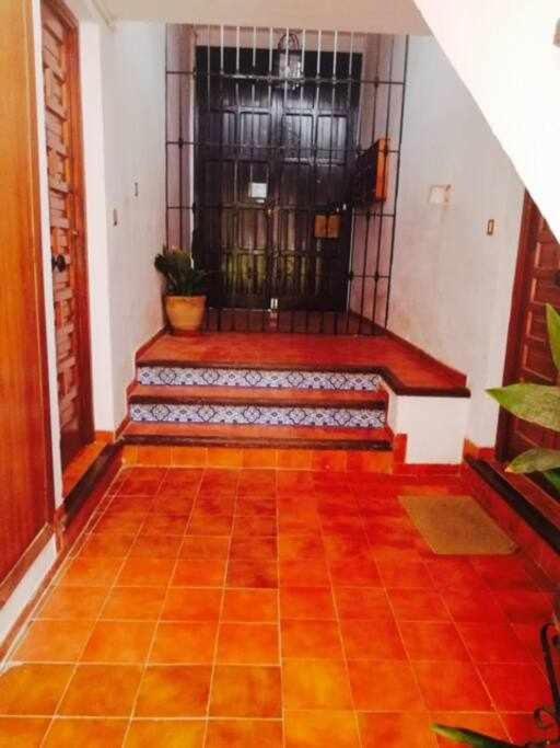 Precioso Lugar En Barrio Sta Cruz Seville